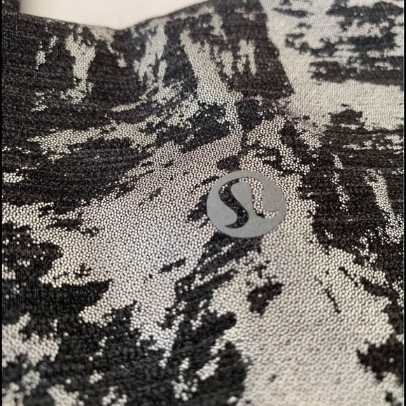 Lululemon Wunder Under HR Leggings - Picture 5 of 6